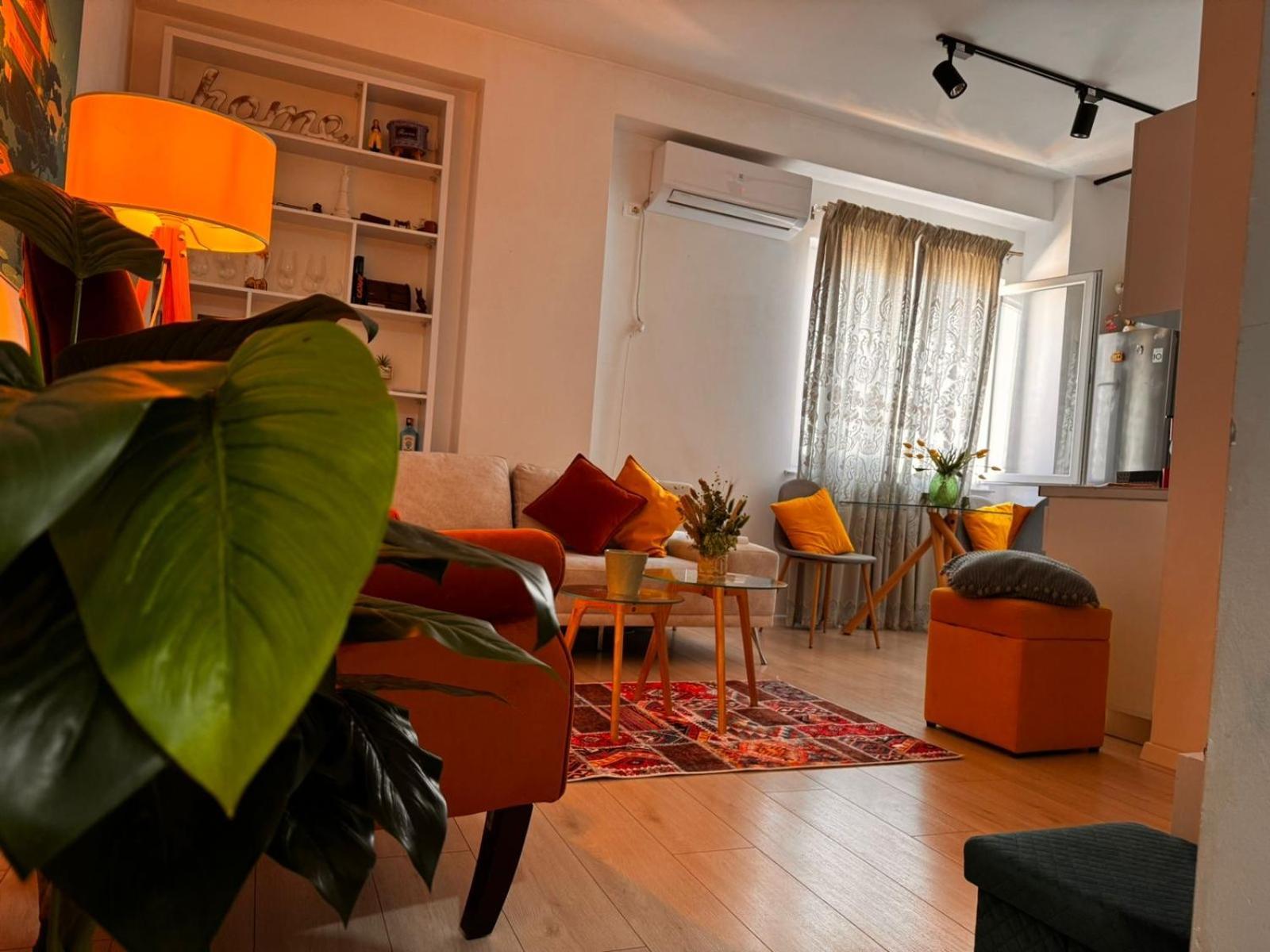 Dragon Nest Center Apartment